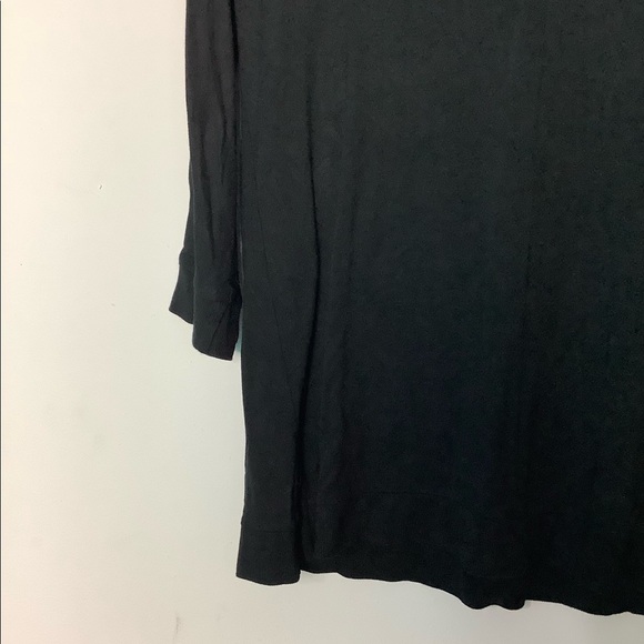 Women's Liz Claiborne Medium 8 - 10 V-Neck Sweater Shirt Black Buttery Soft NWOT - Picture 6 of 7